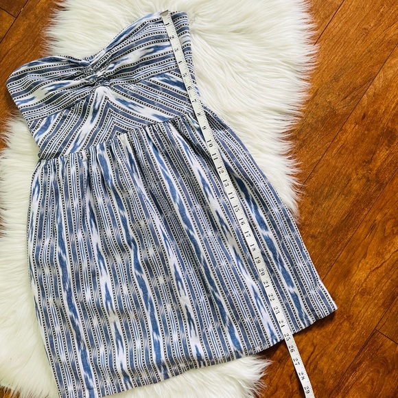 Roxy Strapless 'Fall Doll' Dress in Striped Tribal Print-Size Medium - Picture 7 of 13